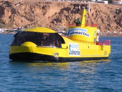 A Trip among the Red Sea by a Semi Submarine in Sharm el Sheikh