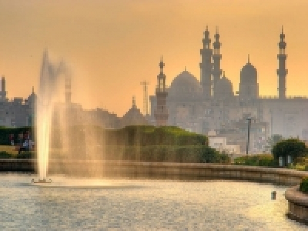 Faluca Paseo + Al Azhar Park