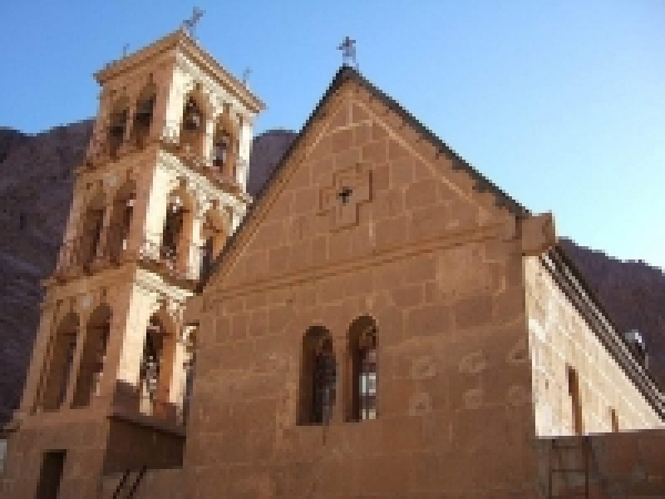 Viaje de noche a la Montaña de Moisés y el Monasterio de Santa Catalina de Sharm el Sheikh: